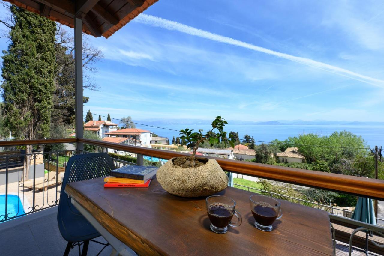 Seven Keys Luxury Suites Achílleion Extérieur photo